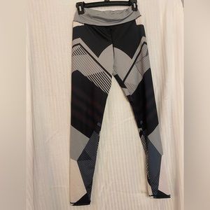 Stretch workout pants New Never worn No tags. size states XL BUT definitely NOT